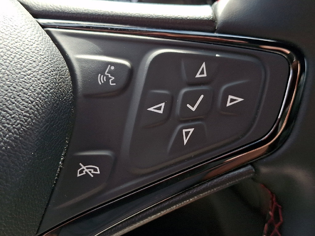 Used 2023 Chevrolet Equinox RS AWD/4WD image 23