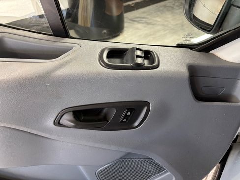 Used 2018 Ford Transit 250 130 Low Roof w/ Exterior Upgrade Package image 15