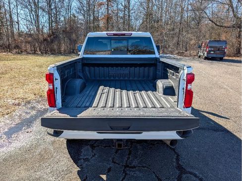 Used 2022 Chevrolet Silverado 2500 High Country AWD/4WD image 7