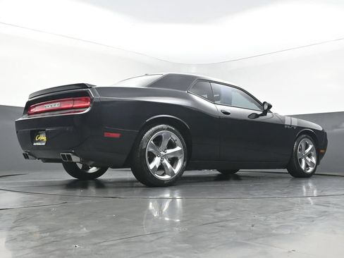 Used 2013 Dodge Challenger R/T Plus RWD image 40