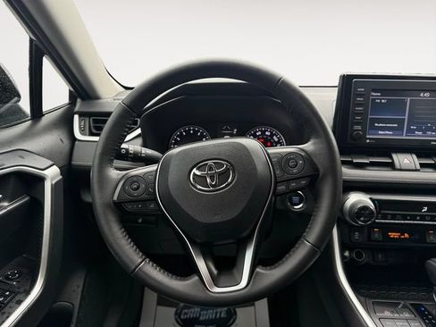 Used 2021 Toyota RAV4 XLE w/ XLE Grade Weather Package AWD/4WD image 13