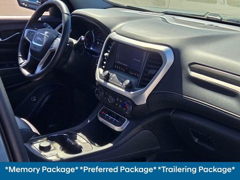 Used 2023 GMC Acadia SLT w/ Preferred Package AWD/4WD image 15