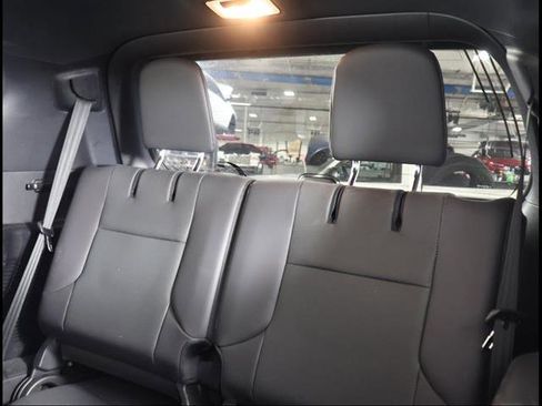 Used 2021 Lexus GX 460 Premium w/ Premium Package AWD/4WD image 11