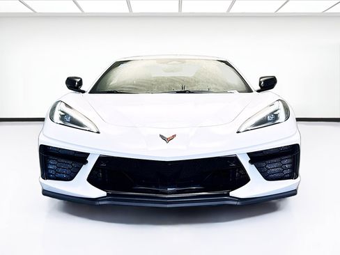 Used 2024 Chevrolet Corvette Stingray Preferred Conv w/ Z51 Performance Package RWD image 2