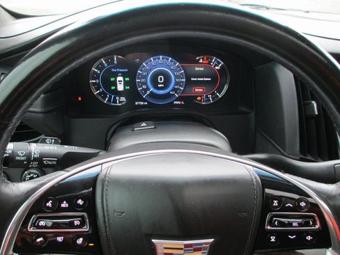 Used 2019 Cadillac Escalade Platinum image 31