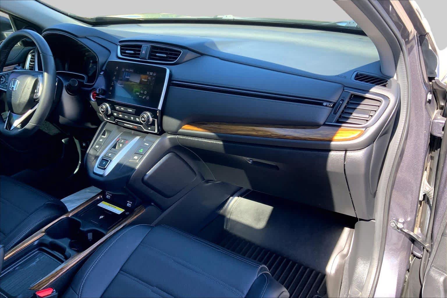 Used 2022 Honda CR-V Touring image 17