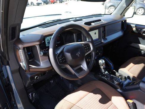 Used 2023 Ford Bronco Outer Banks AWD/4WD image 25