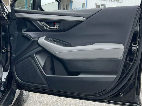 Certified 2025 Subaru Outback Premium image 10