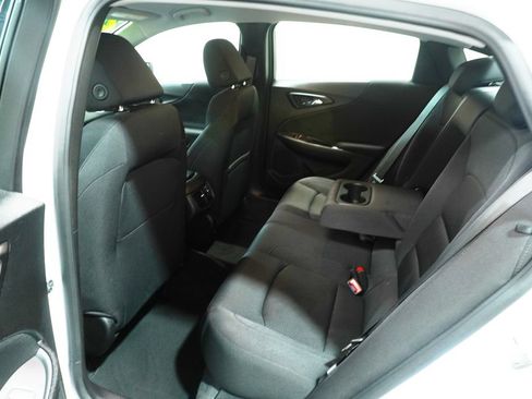 Used 2024 Chevrolet Malibu LT FWD image 12