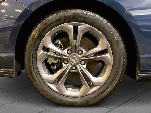 Used 2024 Honda Accord EX-L image 11