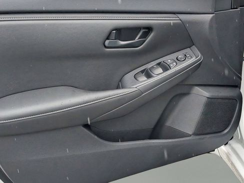 New 2025 Nissan Sentra S FWD image 15