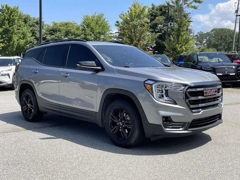 Used 2023 GMC Terrain AT4 w/ Tech Package AWD/4WD image 7