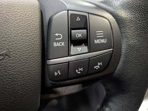 Used 2020 Ford Explorer XLT w/ Equipment Group 202A AWD/4WD image 13