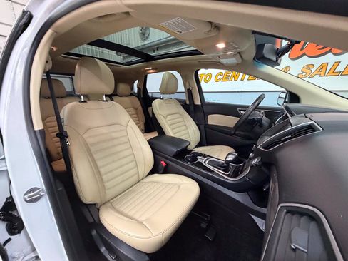 Used 2017 Ford Edge SEL w/ Equipment Group 201A AWD/4WD image 22