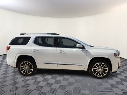 Used 2023 GMC Acadia Denali FWD image 5