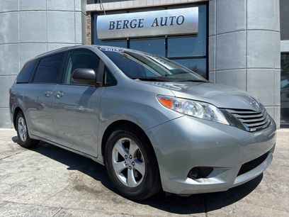 Used 2015 Toyota Sienna LE