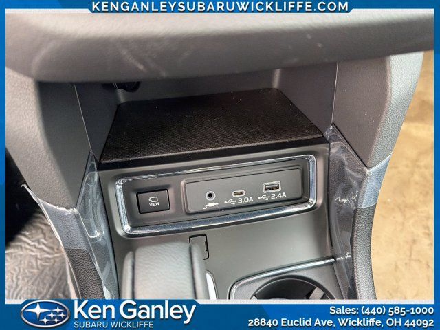 Used 2026 Subaru Ascent Limited AWD/4WD image 13