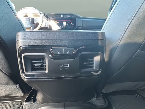 Used 2024 GMC Sierra 1500 AT4 w/ Technology Package image 26