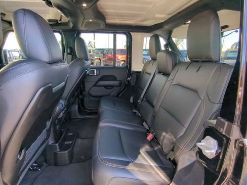 Certified 2024 Jeep Wrangler Unlimited Sahara w/ Technology Group image 15