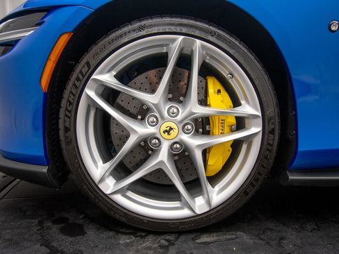 Used 2026 Ferrari Roma Spider RWD image 49