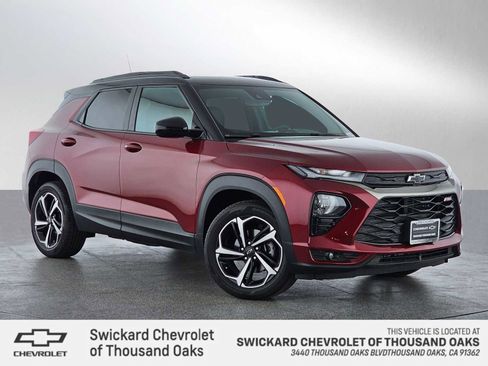 Used 2023 Chevrolet TrailBlazer RS w/ Convenience Package image 1