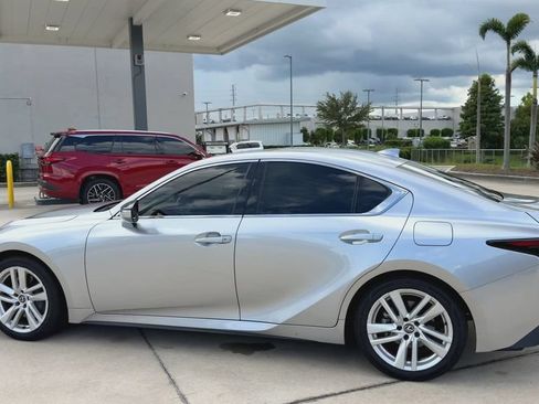 Used 2023 Lexus IS 300 w/ Comfort Package RWD image 6
