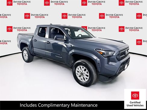 Certified 2025 Toyota Tacoma SR5 AWD/4WD image 3