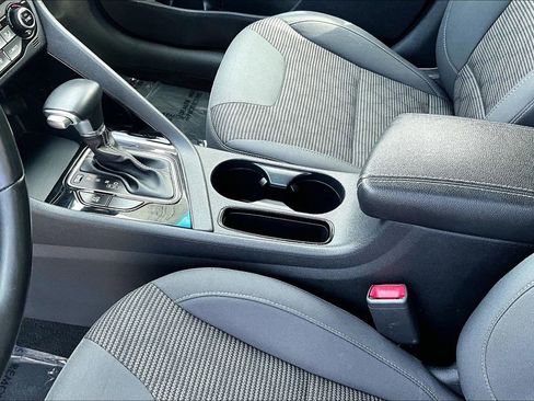 Used 2020 Kia Niro LXS image 18