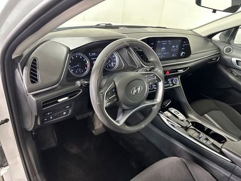 Used 2021 Hyundai Sonata SEL w/ Winter Weather Package image 13