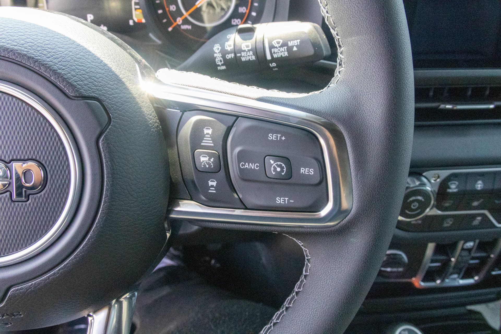 New 2027 Jeep Wrangler Unlimited Sahara AWD/4WD image 27
