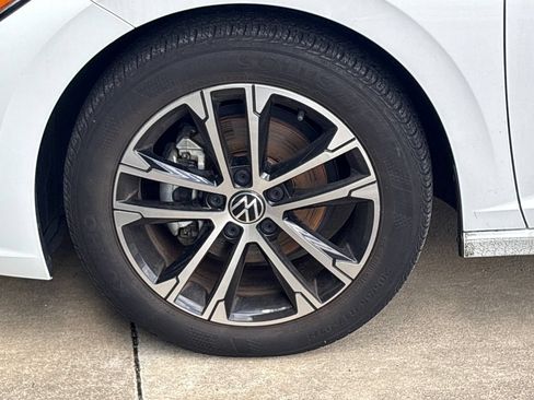 Used 2023 Volkswagen Jetta Sport FWD image 10