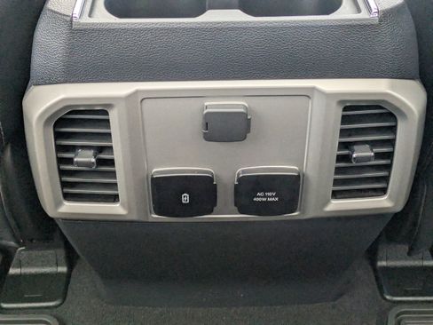 Used 2022 Ford F250 Lariat w/ Black Appearance Package AWD/4WD image 14