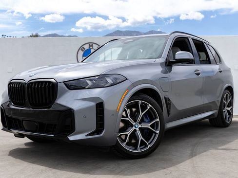 Used 2024 BMW X5 xDrive50e w/ Executive Package AWD/4WD image 8