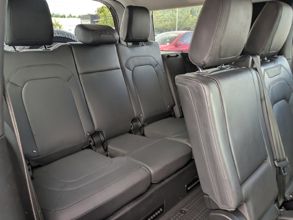 Used 2023 Land Rover Defender 130 First Edition AWD/4WD image 31