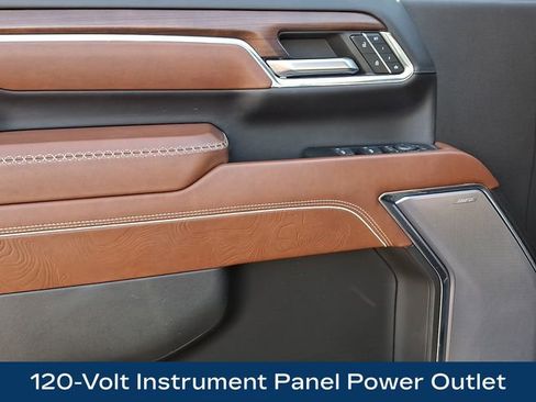 Used 2024 GMC Sierra 2500 Denali Ultimate image 17