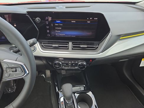 New 2026 Chevrolet Trax LT w/ LT Convenience Package image 13