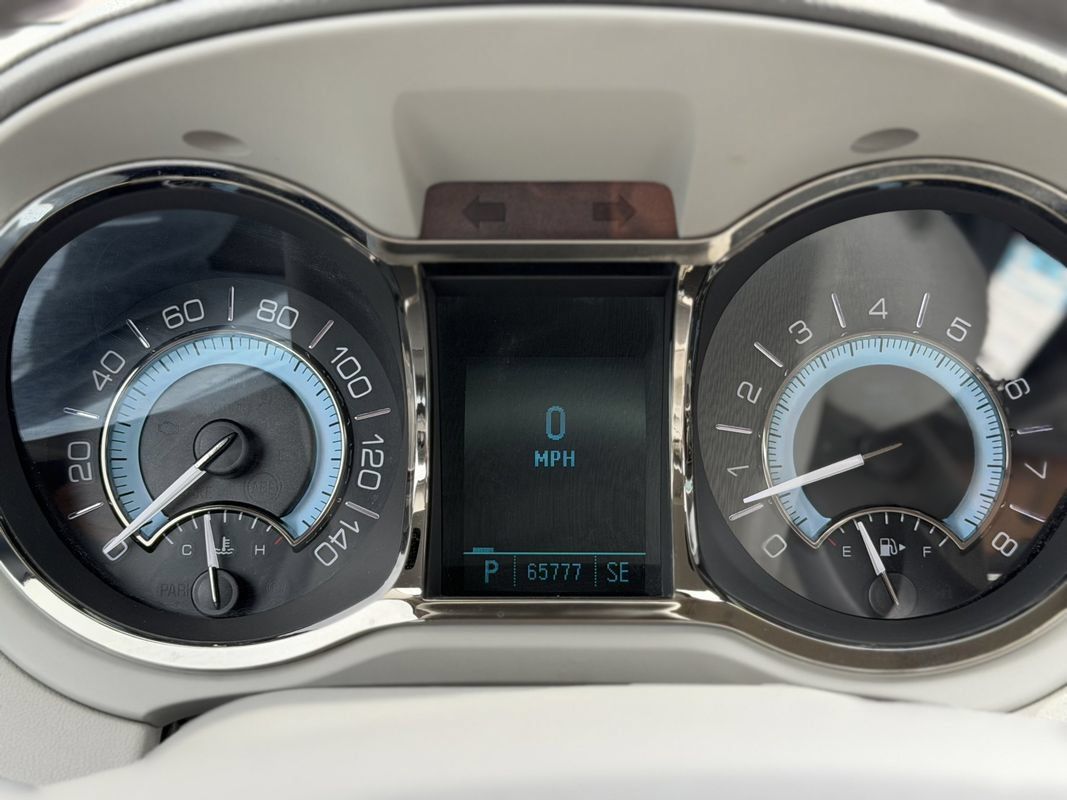 Used 2010 Buick LaCrosse CXL FWD image 26