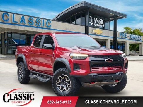 Used 2025 Chevrolet Colorado ZR2 image 1