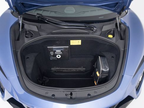 Used 2026 McLaren Artura Spider RWD image 42