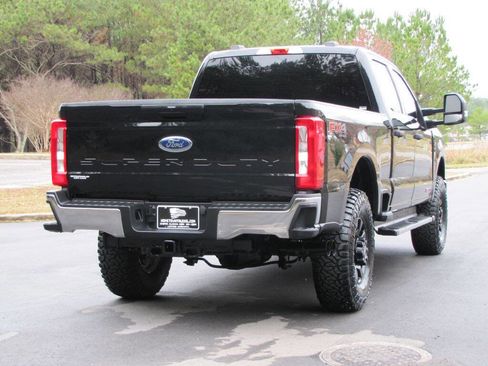 Used 2024 Ford F250 XLT image 10