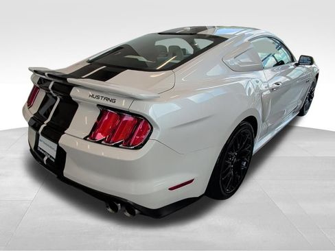 Used 2017 Ford Mustang GT Premium w/ GT Performance Package RWD image 5