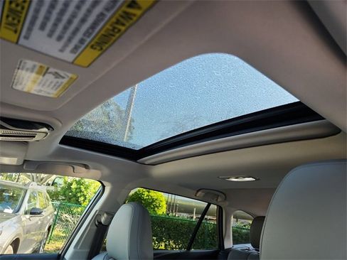 Certified 2023 Subaru Outback Limited image 22