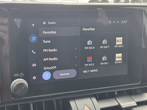 Used 2023 Toyota RAV4 XLE w/ Convenience Package FWD image 16