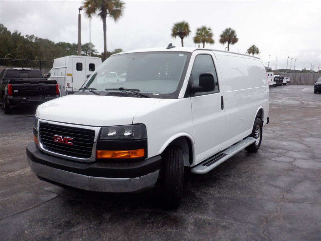 Used 2025 GMC Savana 2500 w/ Driver Convenience Package RWD image 20