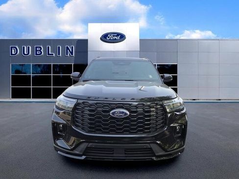New 2026 Ford Explorer ST-Line RWD image 2