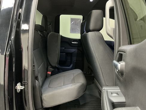 Used 2019 Chevrolet Silverado 1500 Custom w/ Trailering Package AWD/4WD image 30