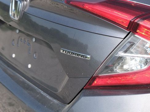 Used 2020 Honda Civic Touring image 39