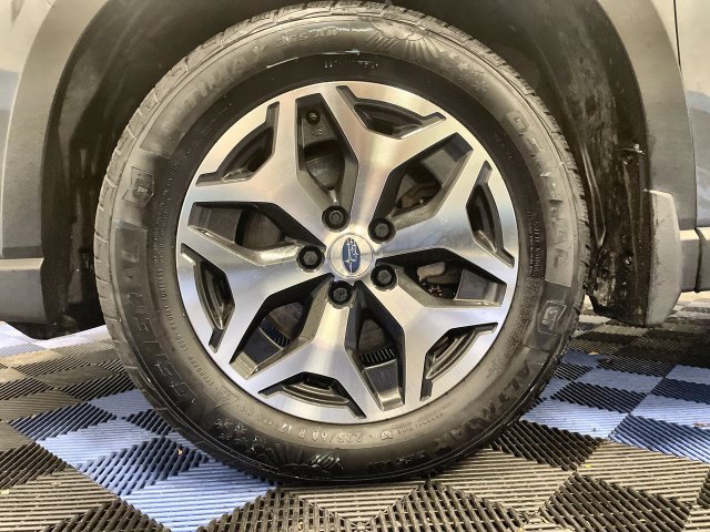 Used 2023 Subaru Forester Premium AWD/4WD image 10