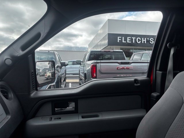 Used 2013 Ford F150 STX w/ Mid Equipment Group AWD/4WD image 12