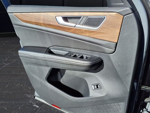 New 2026 Volkswagen Atlas SE AWD/4WD image 36